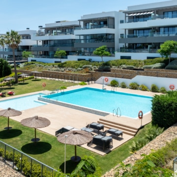 Fully Furnished Luxury 3 Bedroom Apartment with Sea Views & Rental Licence in Las Mesas, Estepona Picture 33
