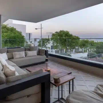 Fully Furnished Luxury 3 Bedroom Apartment with Sea Views & Rental Licence in Las Mesas, Estepona Picture 26
