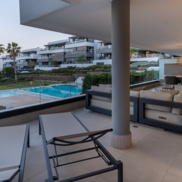 Fully Furnished Luxury 3 Bedroom Apartment with Sea Views & Rental Licence in Las Mesas, Estepona Picture 27
