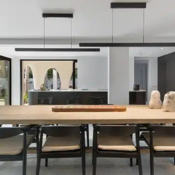 Newly renovated villa located in a prestigious beachside residential area of Casasola, Estepona Picture 5