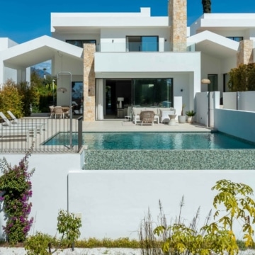 Architectural masterpiece positioned close to golf in San Pedro Alcántara Picture 47