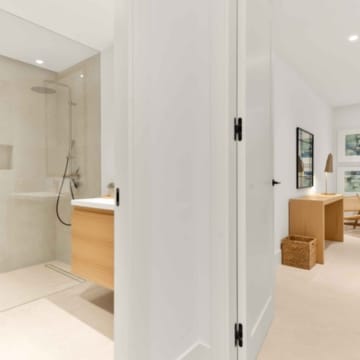 Architectural masterpiece positioned close to golf in San Pedro Alcántara Picture 19