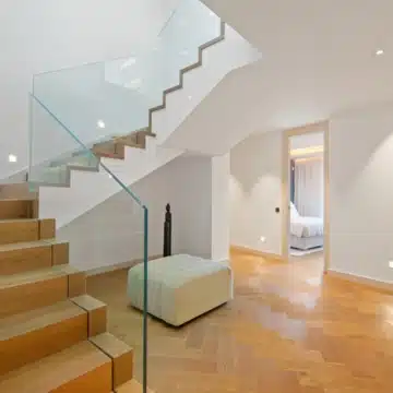 Newly built south facing villa with sweeping sea and mountains views in El Rosario, Marbella East Picture 7