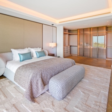 Newly built south facing villa with sweeping sea and mountains views in El Rosario, Marbella East Picture 31
