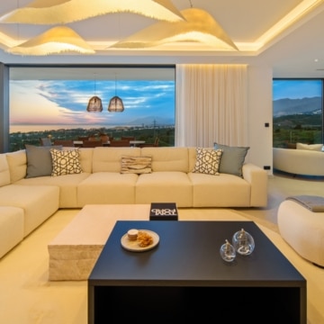 Newly built south facing villa with sweeping sea and mountains views in El Rosario, Marbella East Picture 35