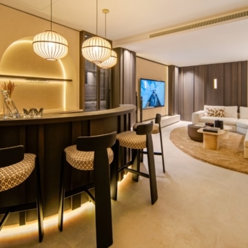Newly built south facing villa with sweeping sea and mountains views in El Rosario, Marbella East Picture 43