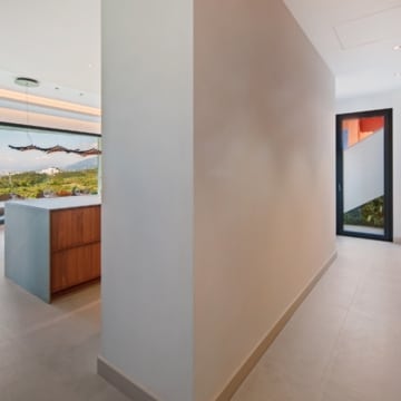 Newly built south facing villa with sweeping sea and mountains views in El Rosario, Marbella East Picture 14