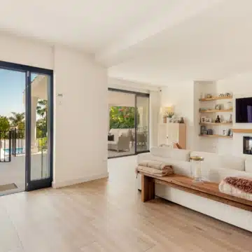 Luxury newly renovated villa with stunning sea views in Sierra Blanca, Marbella Picture 19