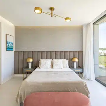 Spectacular 3-bedroom frontline beach apartment within the exclusive The Edge development, Estepona Picture 1