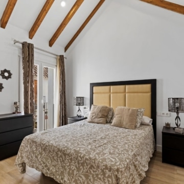 Andalusian townhouse located in one of the most charming historic centre of Estepona Picture 11