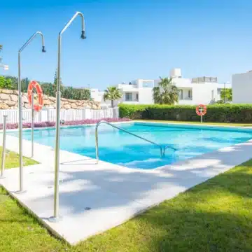 Bright corner semi-detached townhouse within a peaceful development of El Paraiso, Estepona Picture 22