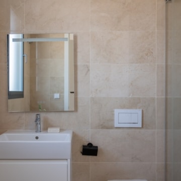 Luxury townhouse just steps from the beach in the heart of La Cala de Mijas Picture 15