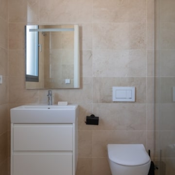 Luxury townhouse just steps from the beach in the heart of La Cala de Mijas Picture 16