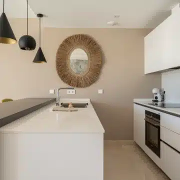 Luxury townhouse just steps from the beach in the heart of La Cala de Mijas Picture 4