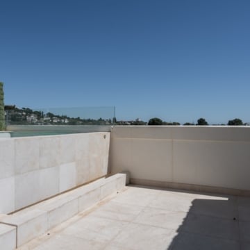 Luxury townhouse just steps from the beach in the heart of La Cala de Mijas Picture 31