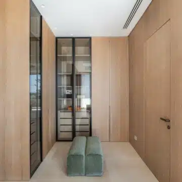 Luxury five bedroom villa positioned in a private residential area of Churriana, Malaga Picture 11