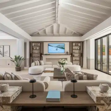 Luxury six bedroom villa nestled within Marbella’s Golf Valley in Nueva Andalucía, Marbella Picture 0