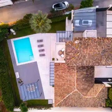 Contemporary Mediterranean villa in the highly desirable Cortijo Blanco area of San Pedro de Alcántara Picture 31