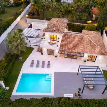Contemporary Mediterranean villa in the highly desirable Cortijo Blanco area of San Pedro de Alcántara Picture 32