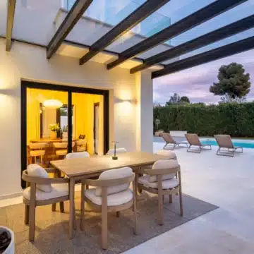 Contemporary Mediterranean villa in the highly desirable Cortijo Blanco area of San Pedro de Alcántara Picture 6