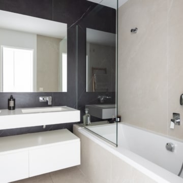 Impressive luxury apartment in the heart of the exclusive Golf Valley of La Quinta, Benahavis Picture 27