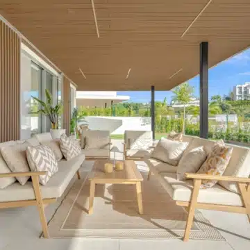 Luxury four bedroom Ground-floor apartment in Santa Clara Homes in Marbella East, Marbella Picture 6