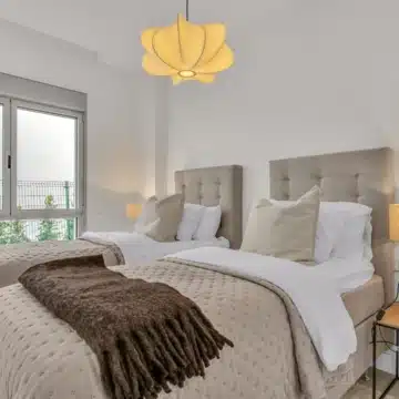 Luxury four bedroom Ground-floor apartment in Santa Clara Homes in Marbella East, Marbella Picture 2