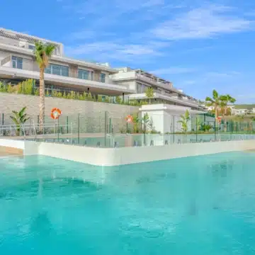 Luxury four bedroom Ground-floor apartment in Santa Clara Homes in Marbella East, Marbella Picture 5