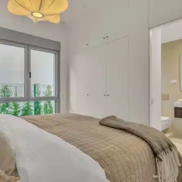 Luxury four bedroom Ground-floor apartment in Santa Clara Homes in Marbella East, Marbella Picture 11