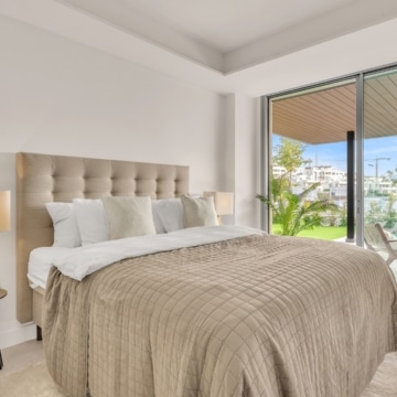 Luxury four bedroom Ground-floor apartment in Santa Clara Homes in Marbella East, Marbella Picture 13