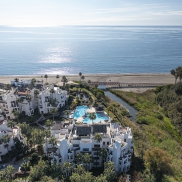 Refurbished apartment with lovely views of the sea in Bahía del Velerín, Estepona Picture 29