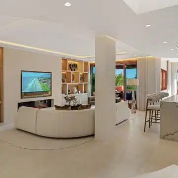 Duplex penthouse with timeless Andalusian architecture within the beachfront enclave of Torre Bermeja, Estepona Picture 46