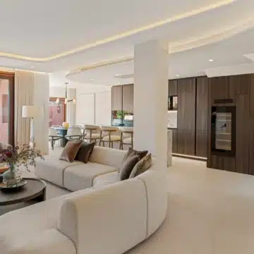 Duplex penthouse with timeless Andalusian architecture within the beachfront enclave of Torre Bermeja, Estepona Picture 49