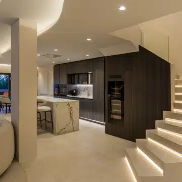Duplex penthouse with timeless Andalusian architecture within the beachfront enclave of Torre Bermeja, Estepona Picture 52