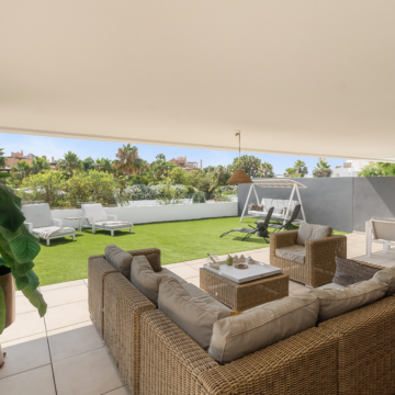 Luxury 3-Bedroom Garden Apartment with Expansive Terraces & Open Views in El Campanario Hills, Estepona Picture 8