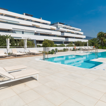 Luxury 3-Bedroom Garden Apartment with Expansive Terraces & Open Views in El Campanario Hills, Estepona Picture 32