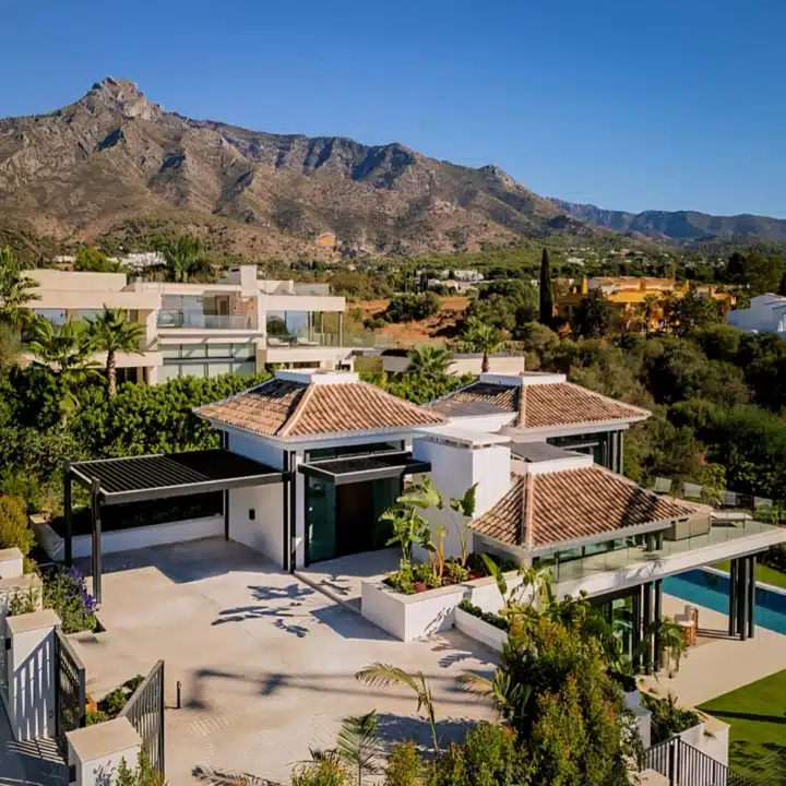 Four Villas – Luxury Detached Villas in Marbella Golden Mile, Marbella Picture