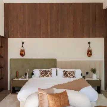 Four Villas – Five bedroom detached Villa with mountain views in Marbella Golden Mile Picture 1