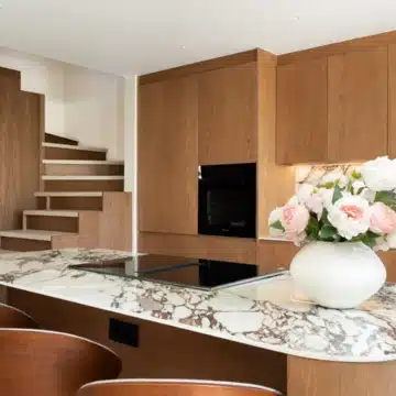 Exceptional four-bedroom townhouse nestled in the prestigious enclave of El Herrojo, Benahavís Picture 17