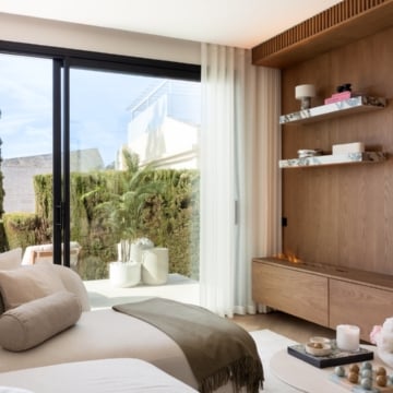 Exceptional four-bedroom townhouse nestled in the prestigious enclave of El Herrojo, Benahavís Picture 20