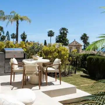 Exceptional four-bedroom townhouse nestled in the prestigious enclave of El Herrojo, Benahavís Picture 29