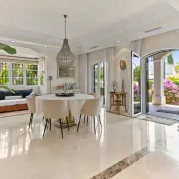 Villa Almar, Timeless Classic Living in Bahía de Marbella Picture 18