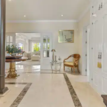 Villa Almar, Timeless Classic Living in Bahía de Marbella Picture 9