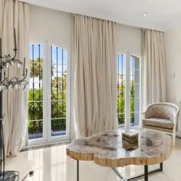 Villa Almar, Timeless Classic Living in Bahía de Marbella Picture 34