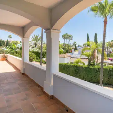 Villa Almar, Timeless Classic Living in Bahía de Marbella Picture 30