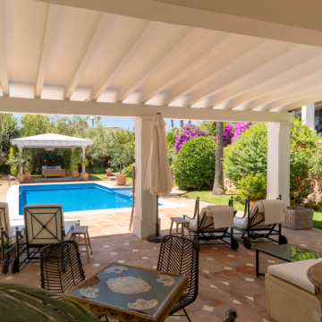 Villa Almar, Timeless Classic Living in Bahía de Marbella Picture 5