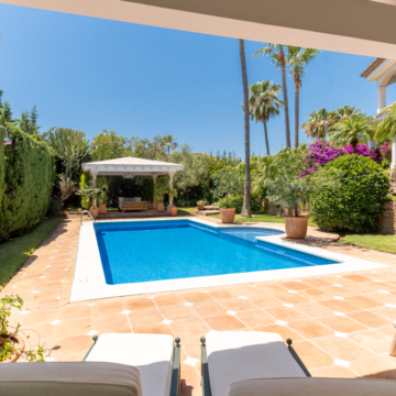 Villa Almar, Timeless Classic Living in Bahía de Marbella Picture 48