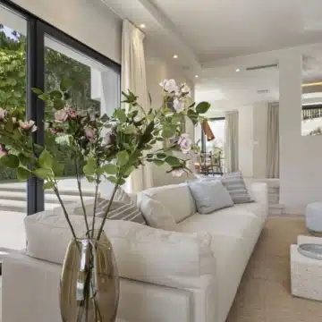 Newly built exceptional Mediterranean villa in La Alqueria, Benahavis Picture 6