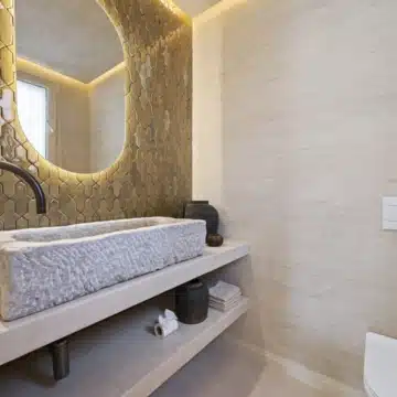 Newly built exceptional Mediterranean villa in La Alqueria, Benahavis Picture 32
