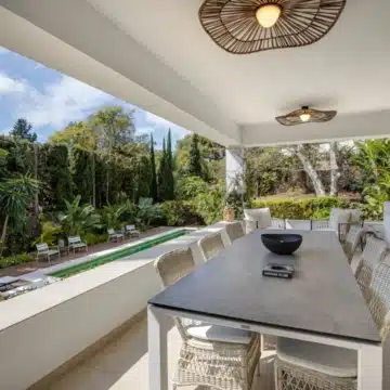 Andalucian villa ideally positioned in Nagüeles, in the heart of Marbella’s Golden Mile Picture 8